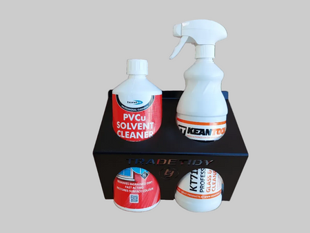 TradeTidy - Solvent in a black glass solvent holder.