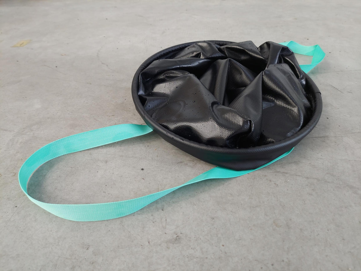 TradeTidy - Folded collapsible bucket